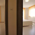 Spacious Sleeps 4 By The